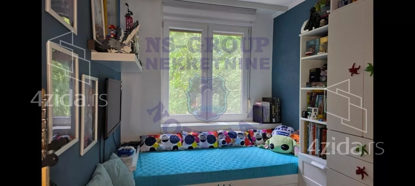 Četvorosoban stan | 4zida