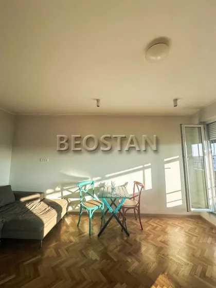 Narodnih Heroja | 4zida.rs