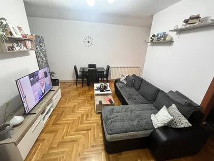 Miljana Miljanića | 4zida.rs