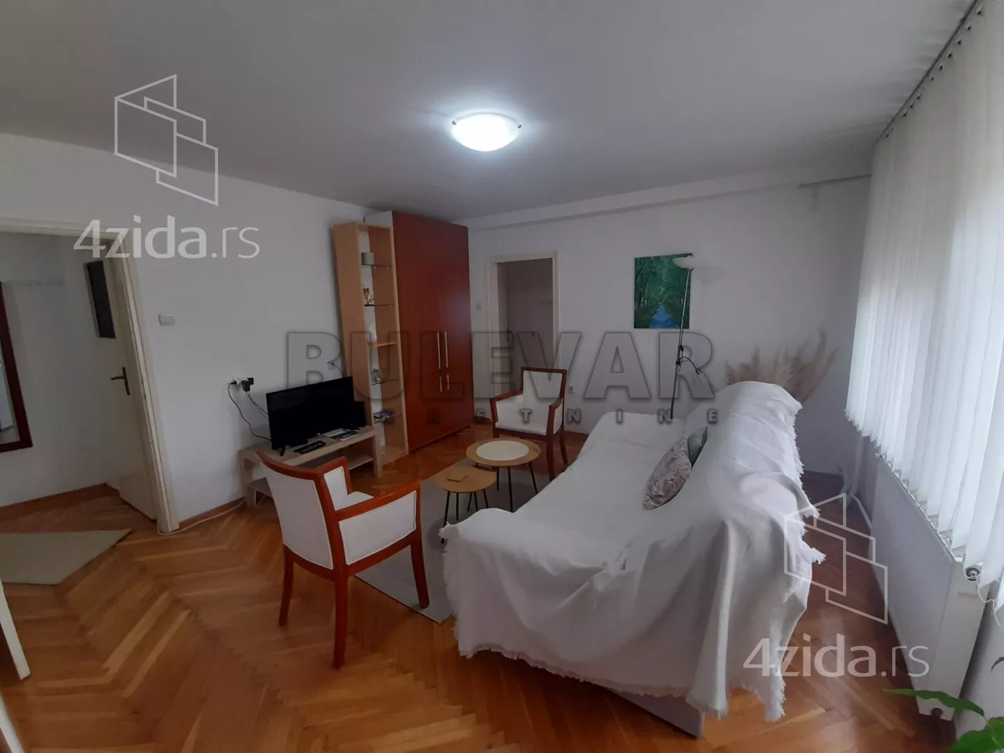 Dvoiposoban stan | 4zida