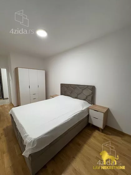 RUMENAČKI PUT | 4zida.rs