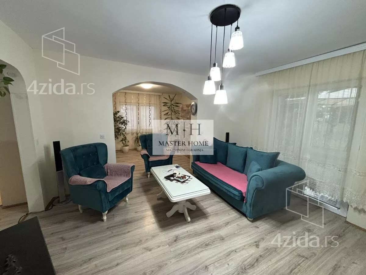 Kuća | 4zida