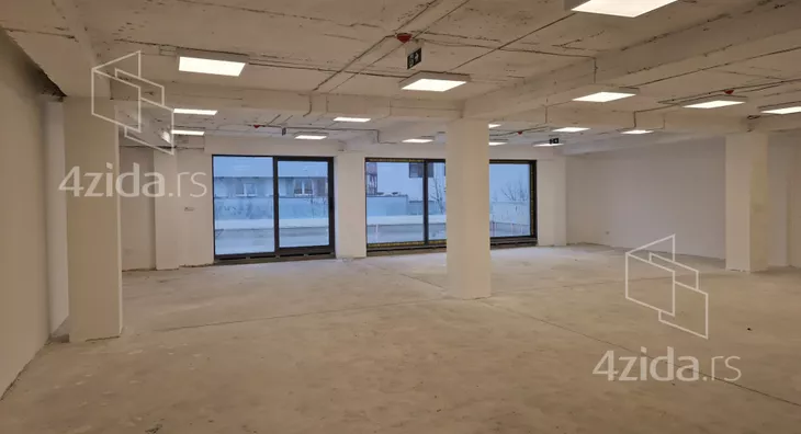 Poslovni prostor | 4zida