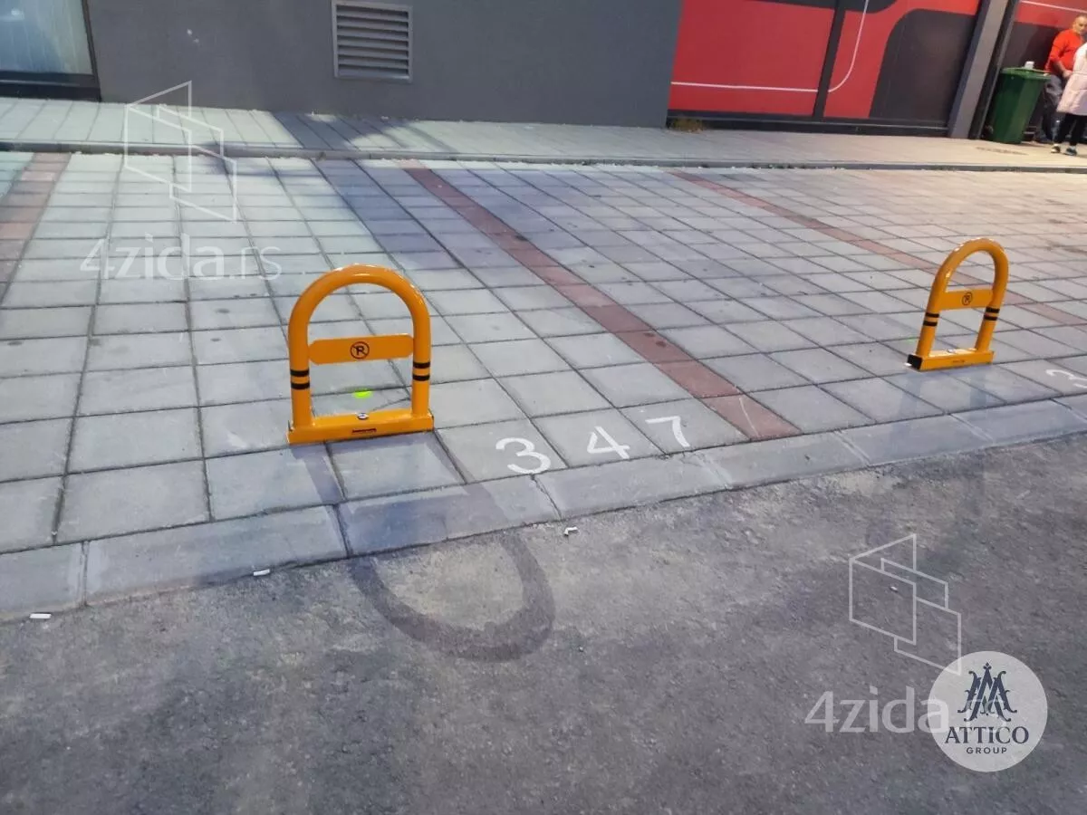 Parking | 4zida