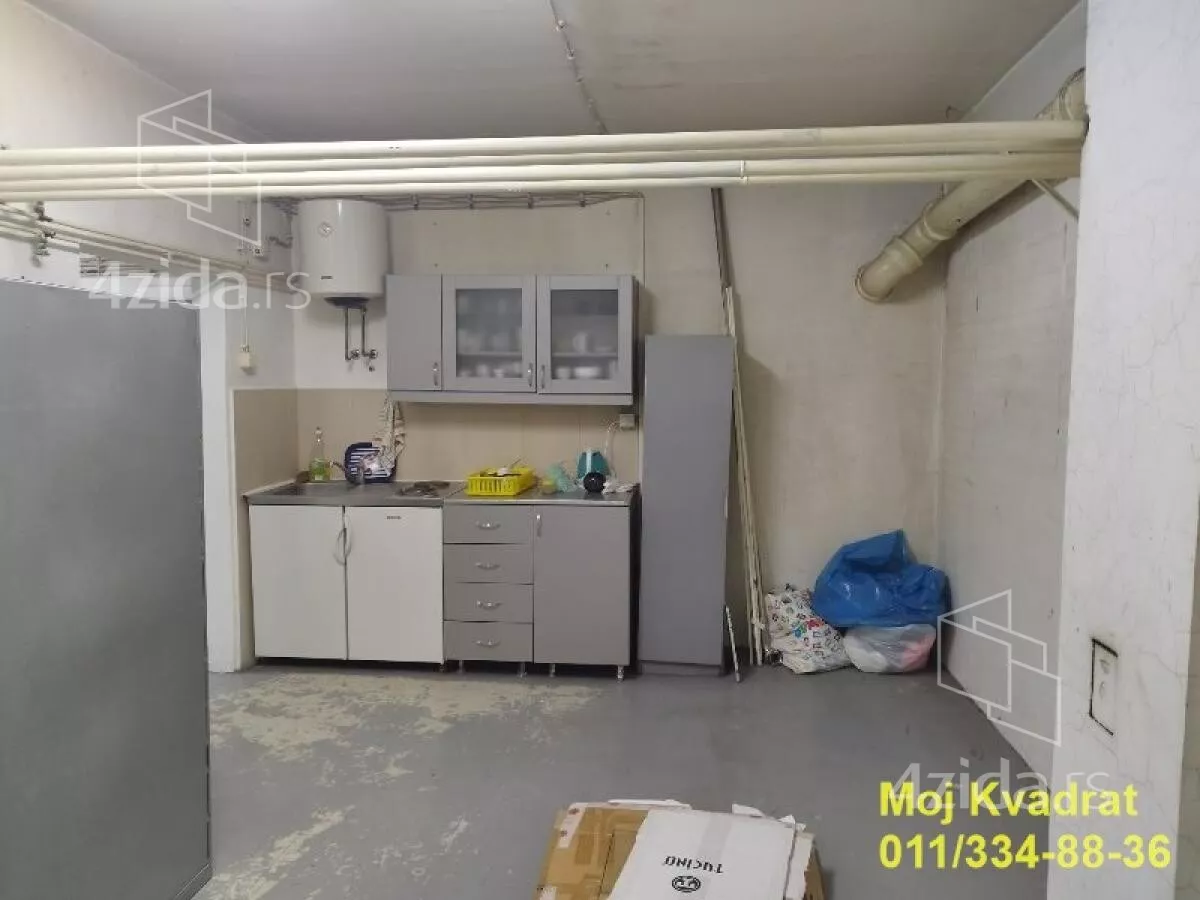 Poslovni prostor | 4zida