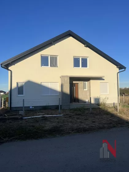 Bački Jarak | 4zida.rs