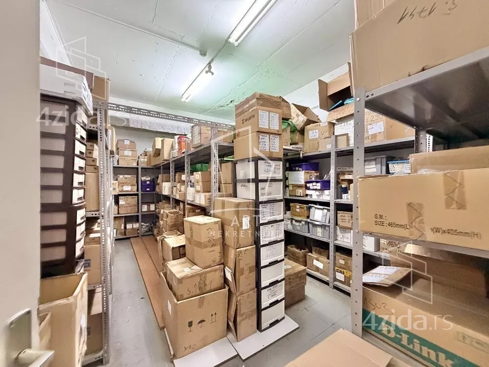 Poslovni prostor | 4zida