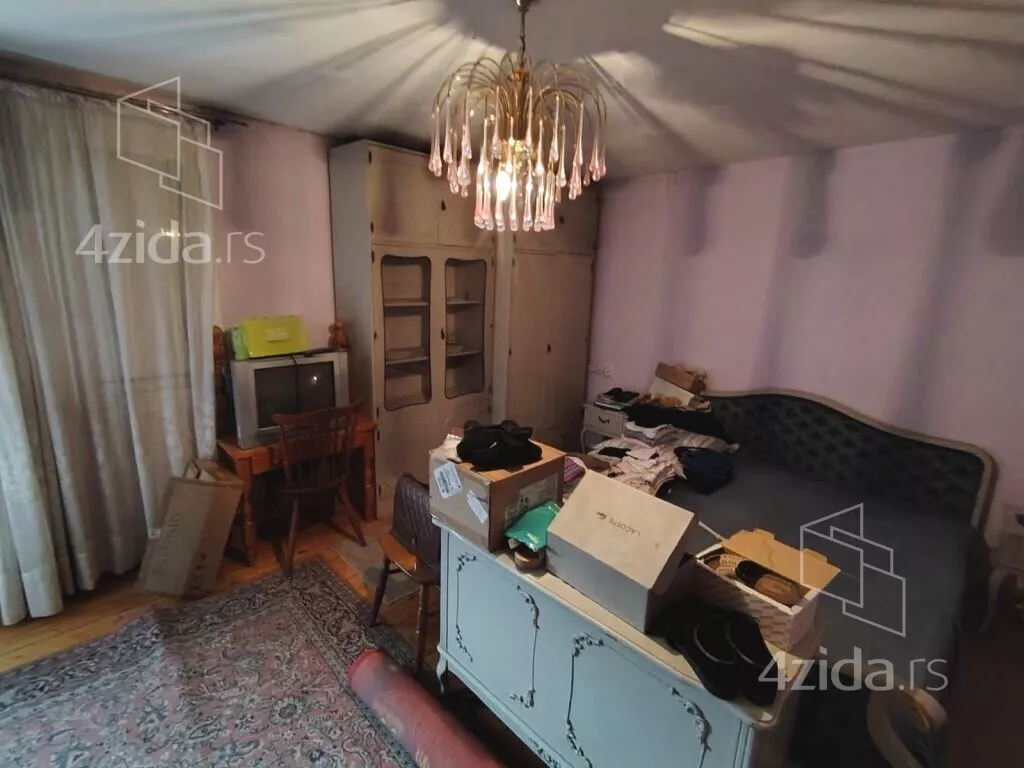 3-etažna kuća | 4zida