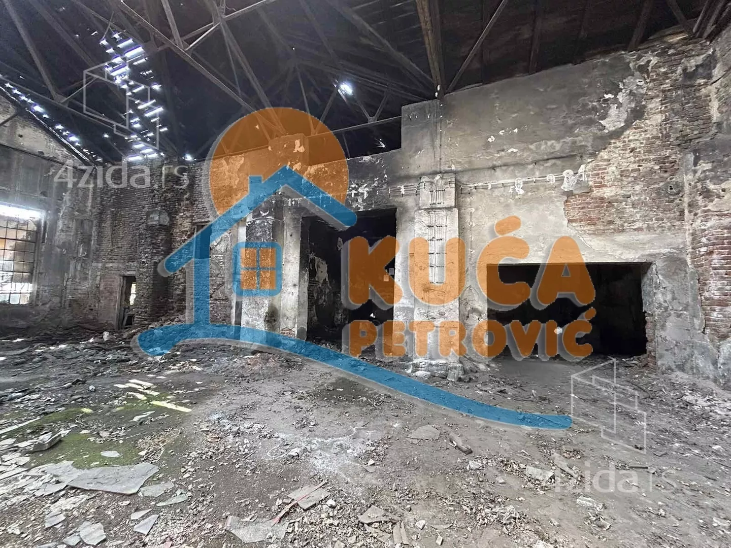 Lokal | 4zida