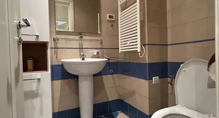 Četvoroiposoban stan | 4zida