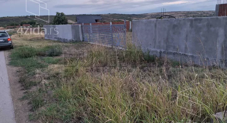 Građevinsko zemljište | 4zida