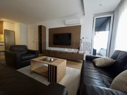 Hajduk Veljkova | 4zida.rs