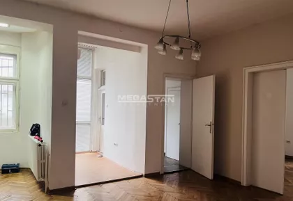 Ustanička | 4zida.rs