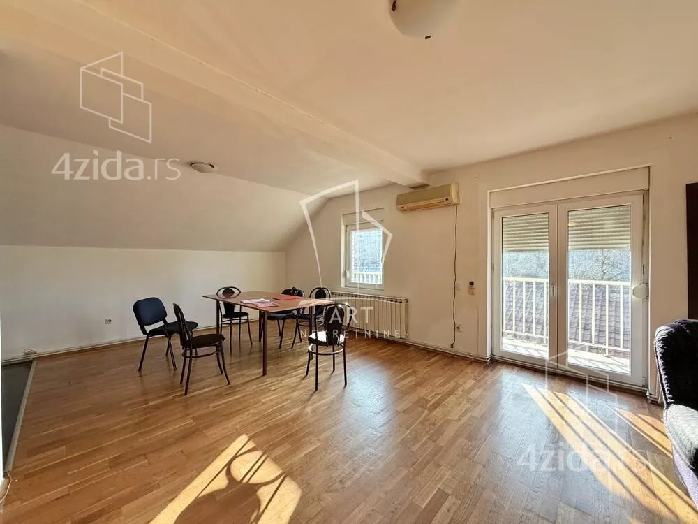 4-etažna kuća | 4zida