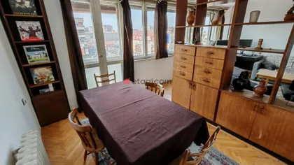 Dušanov Bazar | 4zida.rs