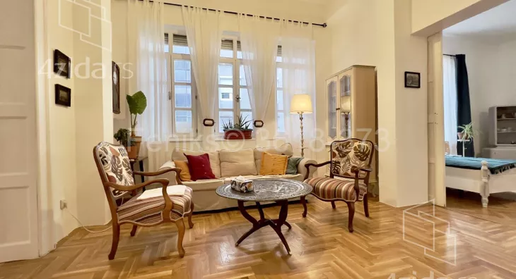 Četvoroiposoban stan | 4zida