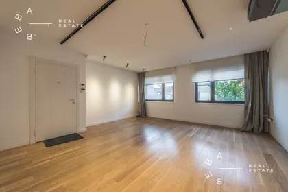 Crveni Krst Vračar | 4zida.rs