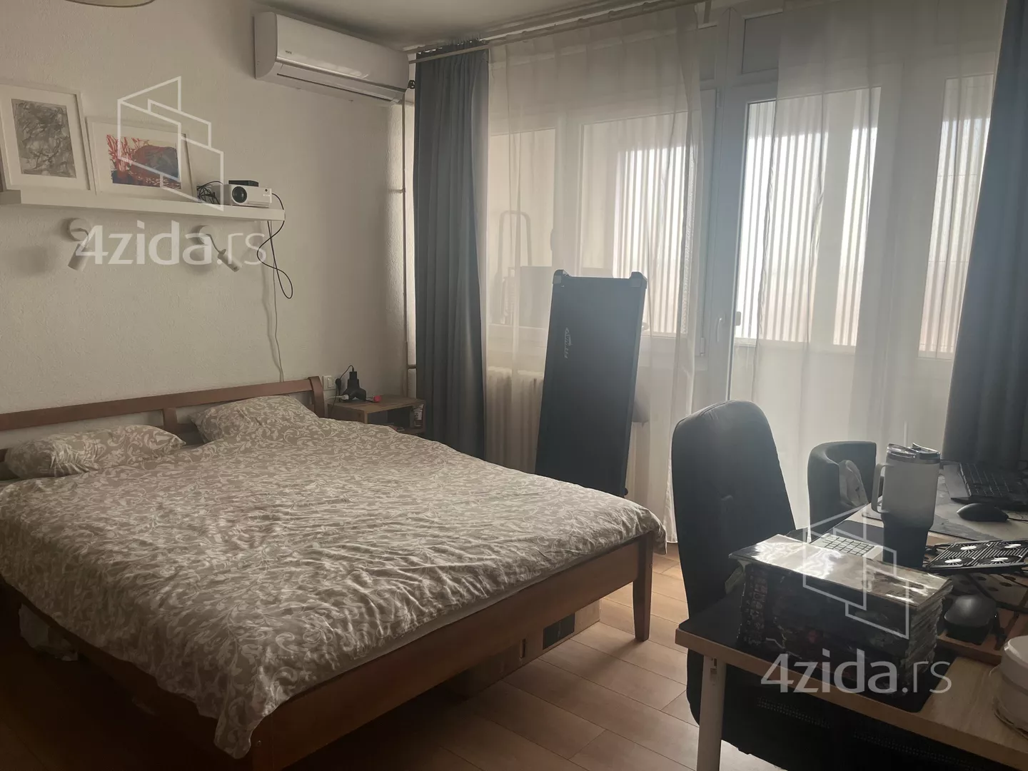 Dvoiposoban stan | 4zida