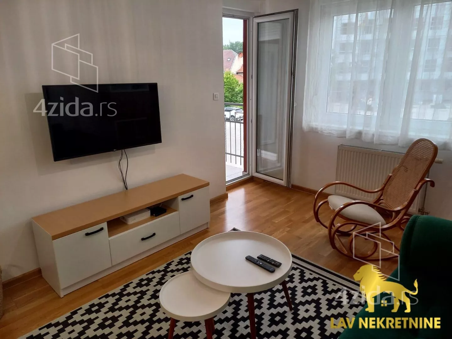 Jednoiposoban stan | 4zida