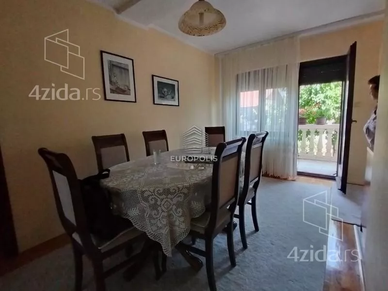 Kuća | 4zida