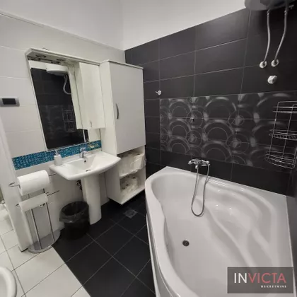 Stari Grad | 4zida.rs