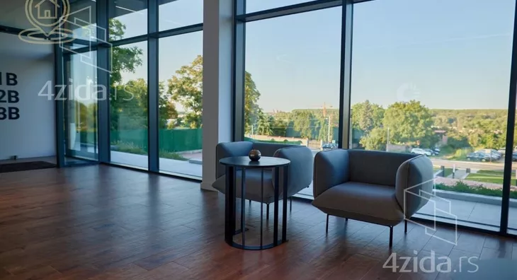 Poslovni prostor | 4zida