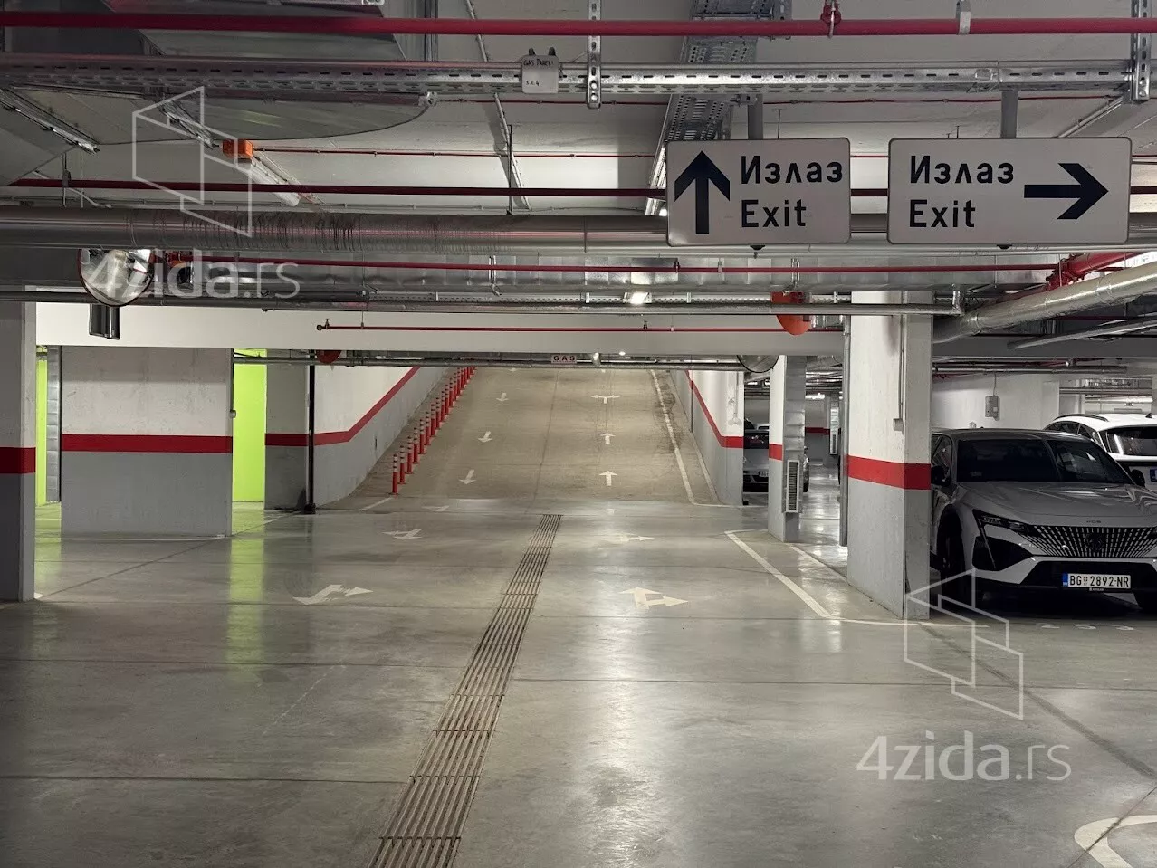 Garaža | 4zida