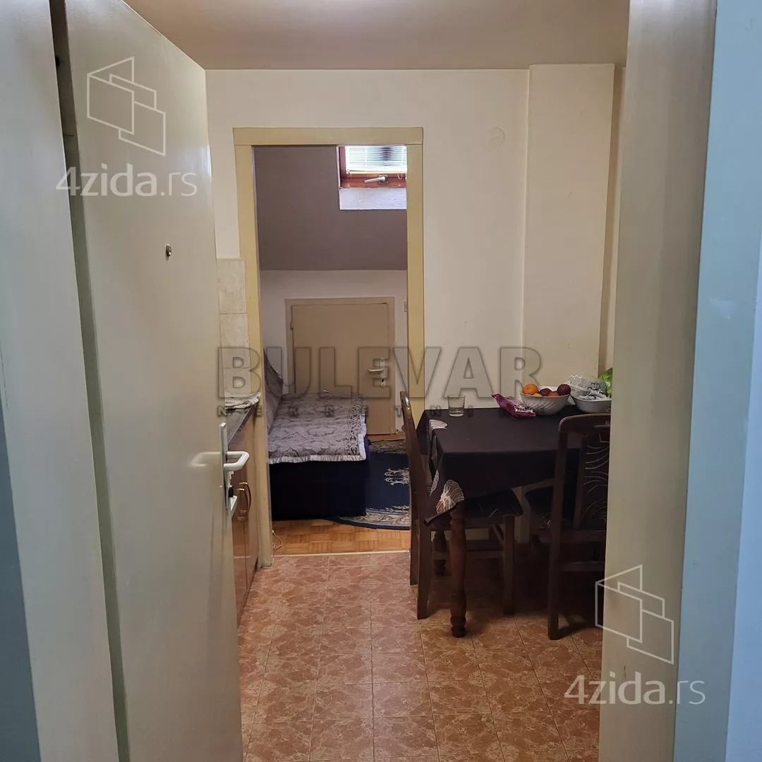 Garsonjera | 4zida