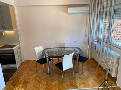 Vojvode Mišića 36 | 4zida.rs