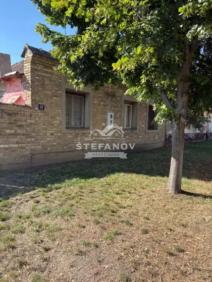 Bašaid | 4zida.rs