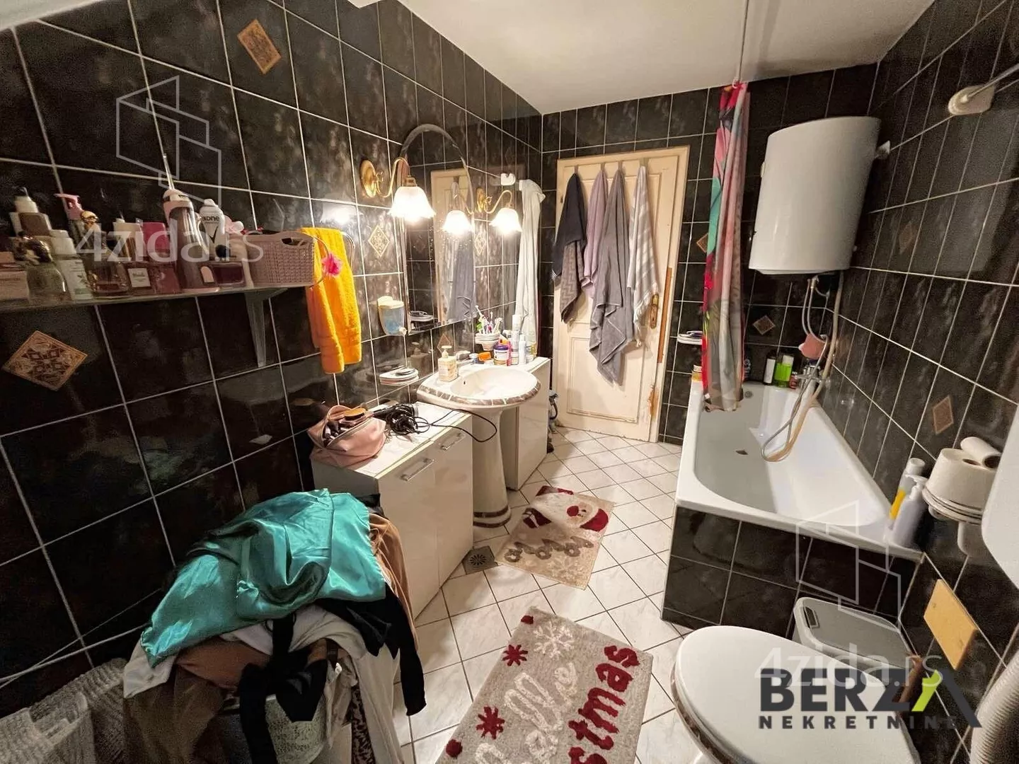 Četvoroiposoban stan | 4zida