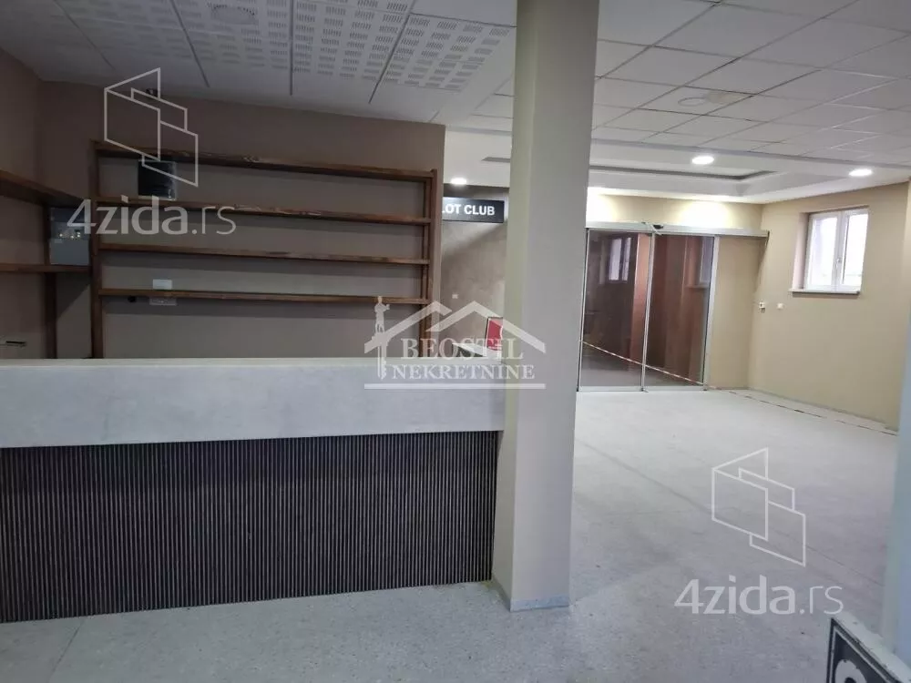 Poslovni prostor | 4zida