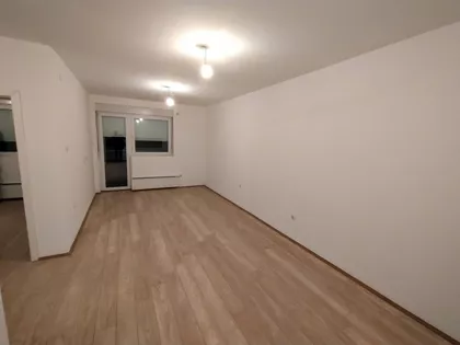 Tržička 1 | 4zida.rs