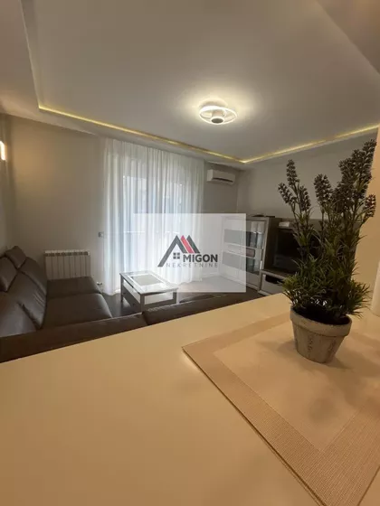 Paštrovićeva | 4zida.rs