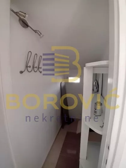 Skupština | 4zida.rs