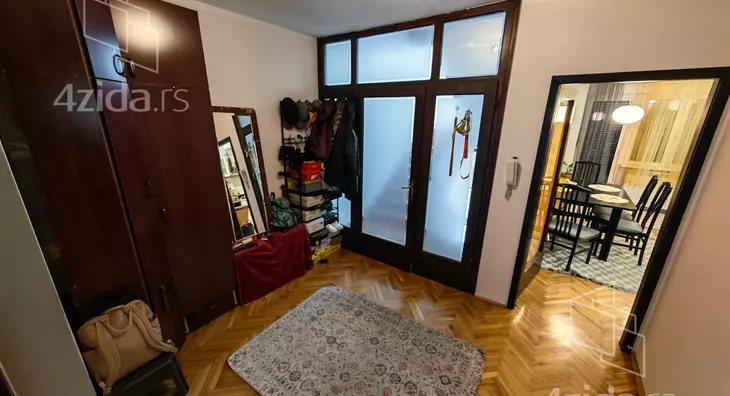 4-etažna kuća | 4zida
