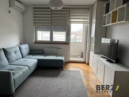 Socijalno | 4zida.rs