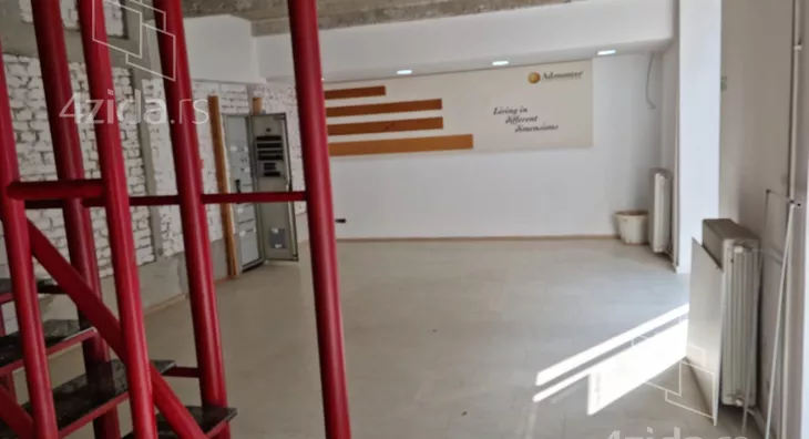 Poslovni prostor | 4zida