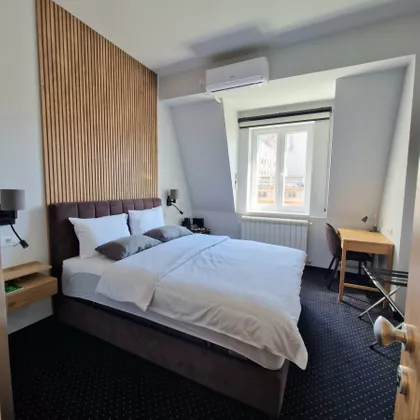 KNEZ MIHAILOVA | 4zida.rs