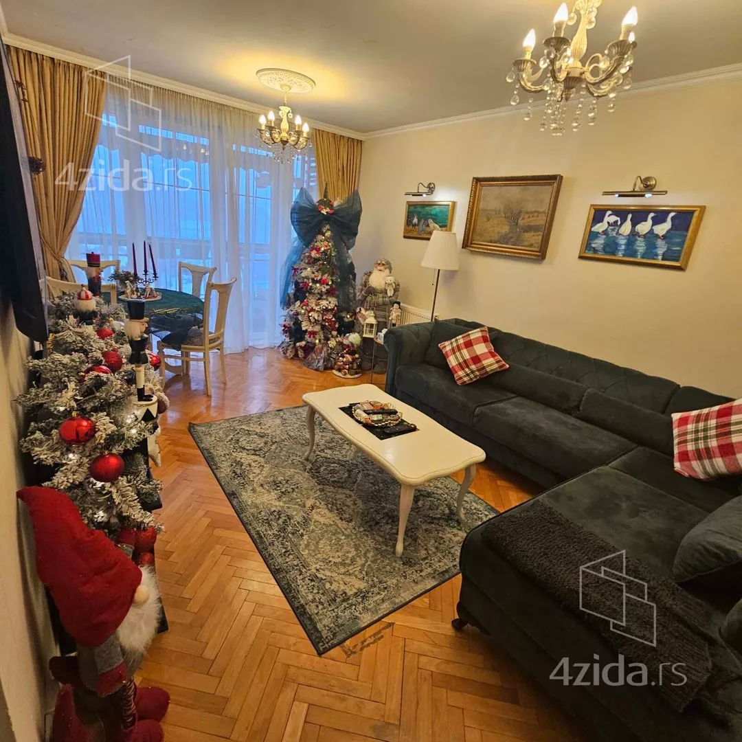 Troiposoban stan | 4zida