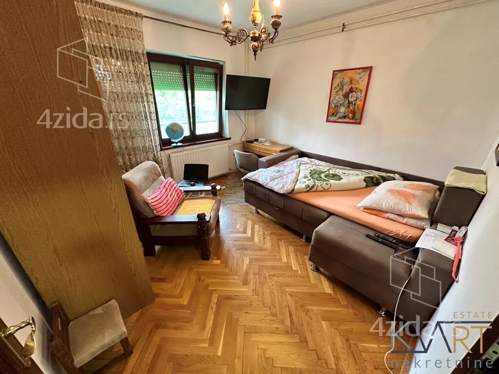 Kuća | 4zida