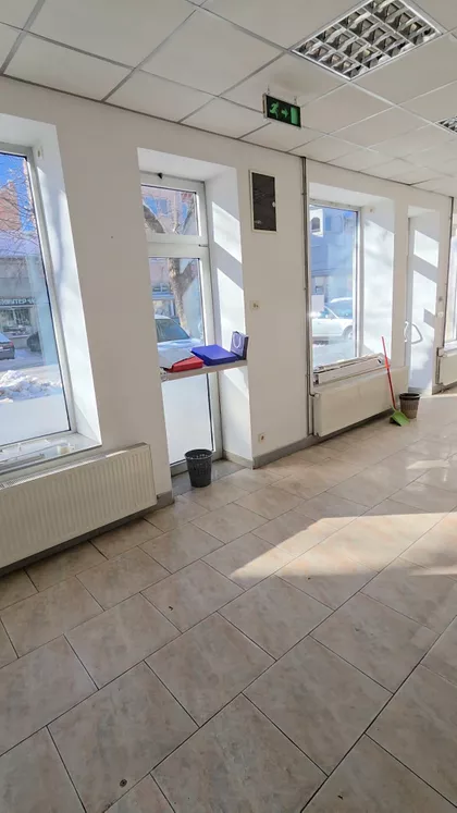 Karađorđeva 51 | 4zida.rs