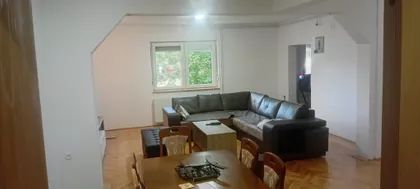 Nikole Ljubibratića 48/50 | 4zida.rs