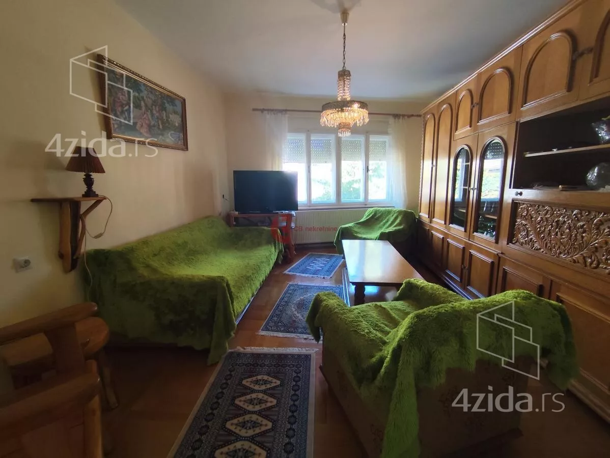 Kuća | 4zida
