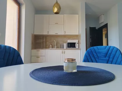 Zova | 4zida.rs