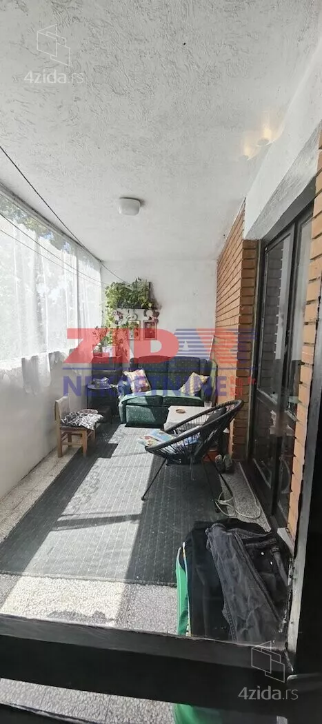 Četvoroiposoban stan | 4zida