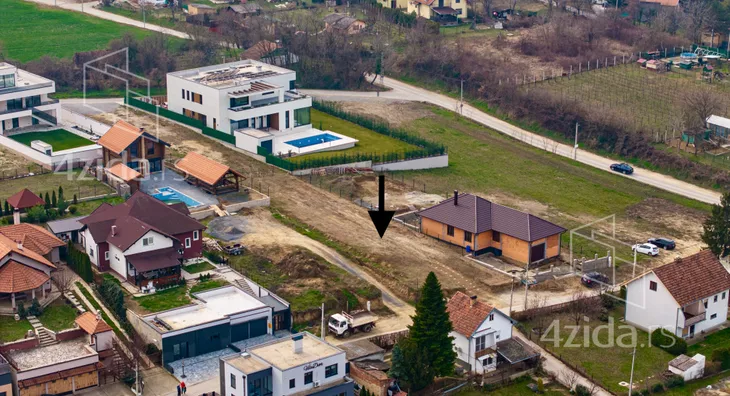 Građevinsko zemljište | 4zida