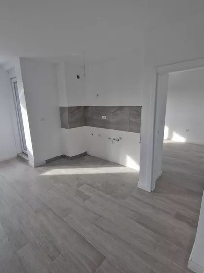 Novi Banovci | 4zida.rs