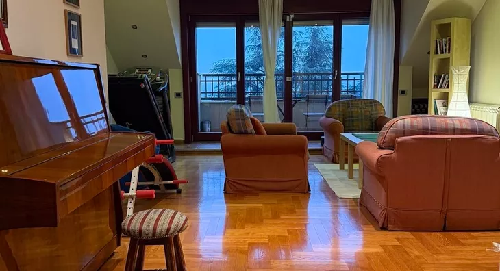 4-etažna kuća | 4zida