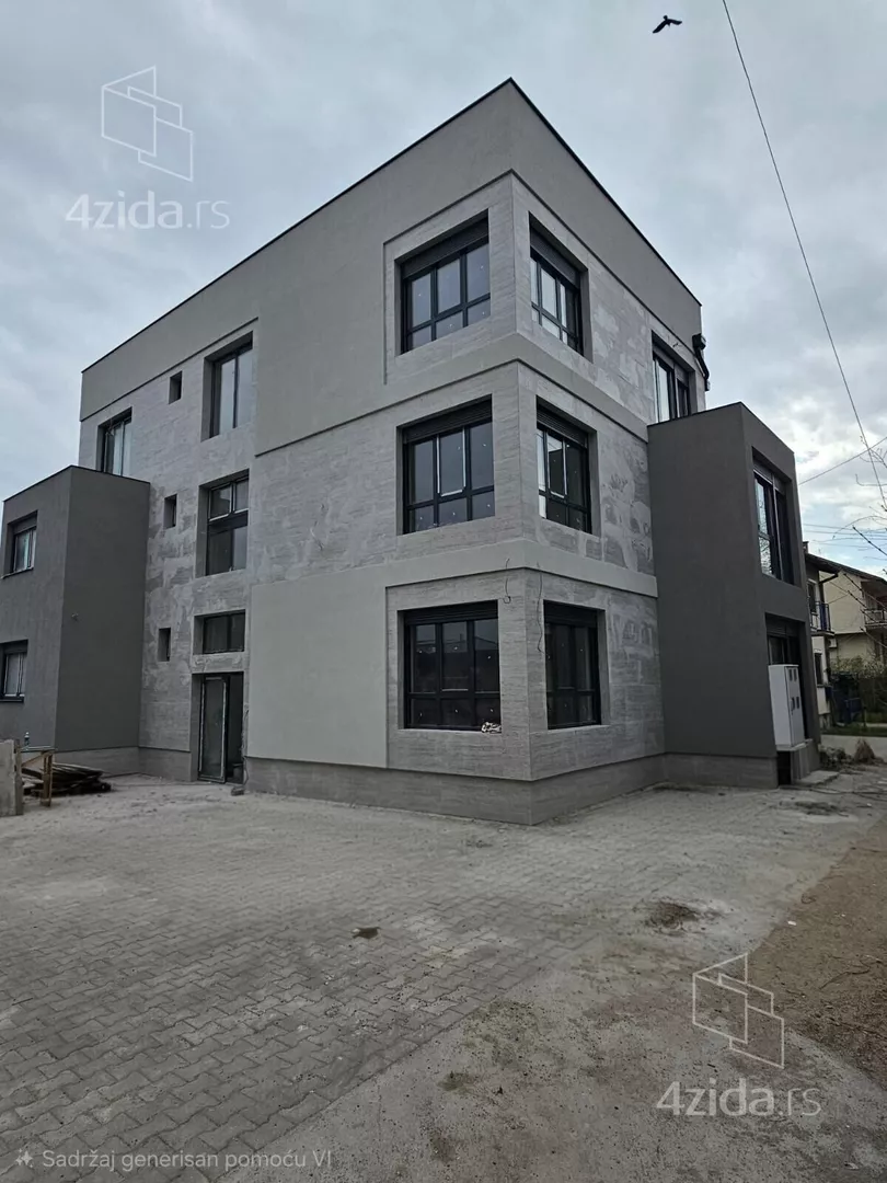 Četvorosoban stan | 4zida